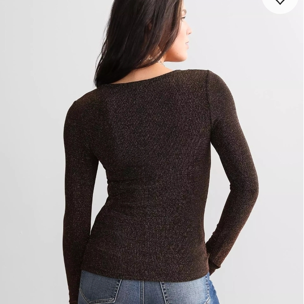 Buckle Shimmering Long Sleeve Top - Picture 5 of 5